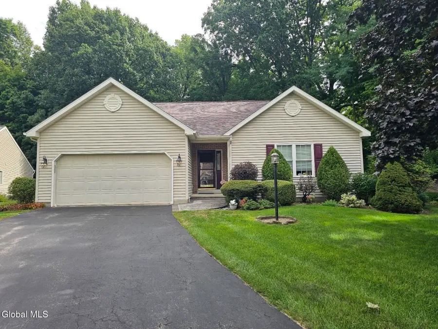7 Cassidy Drive, Saratoga Springs, NY 12866 - #2