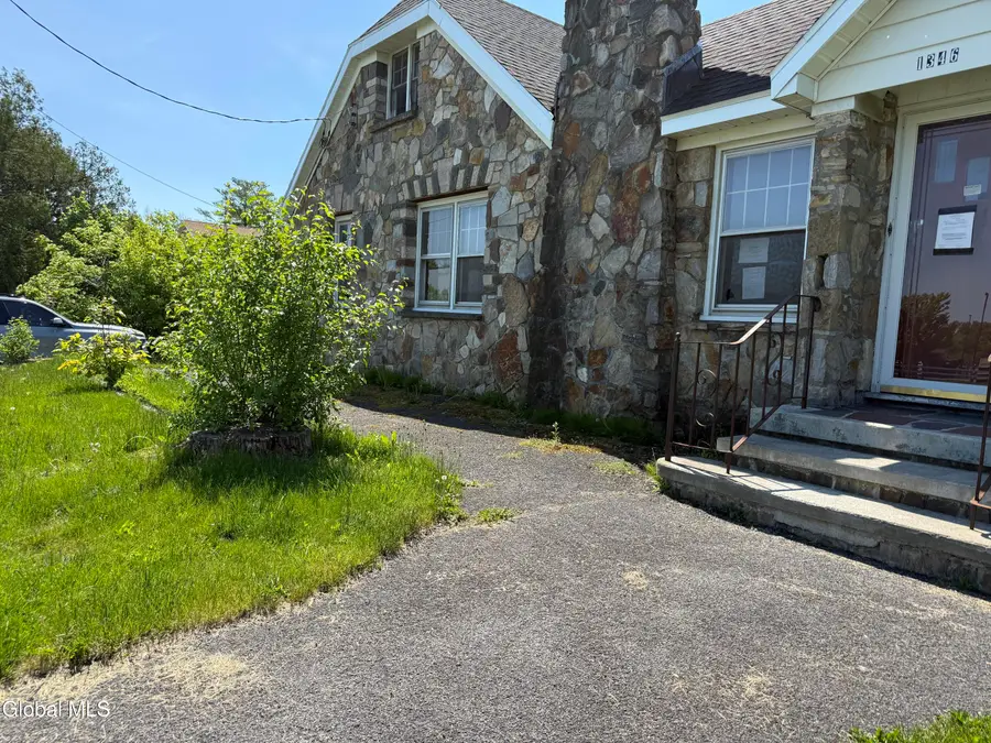 1346 Hillside Avenue, Niskayuna, NY 12309 - #3