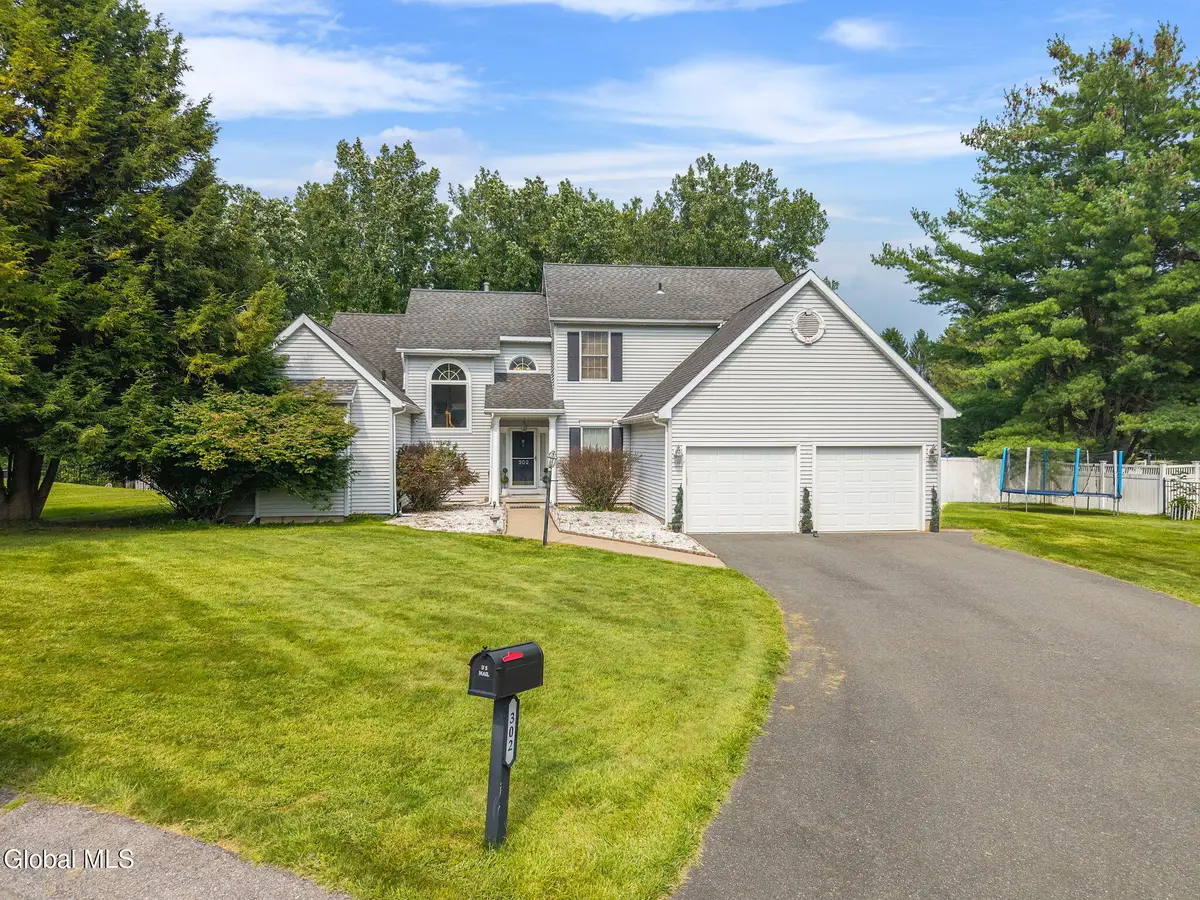 302 Quidor Court, Slingerlands, NY 12159 - #1