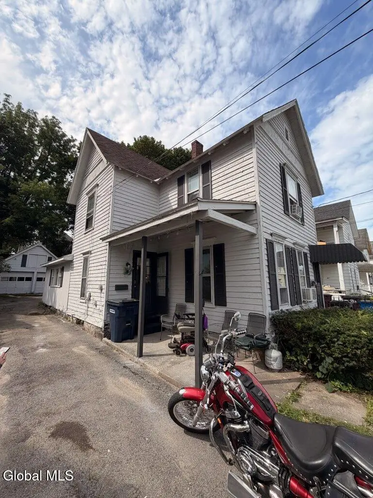 48 5th Avenue, Gloversville, NY 12078 - #3