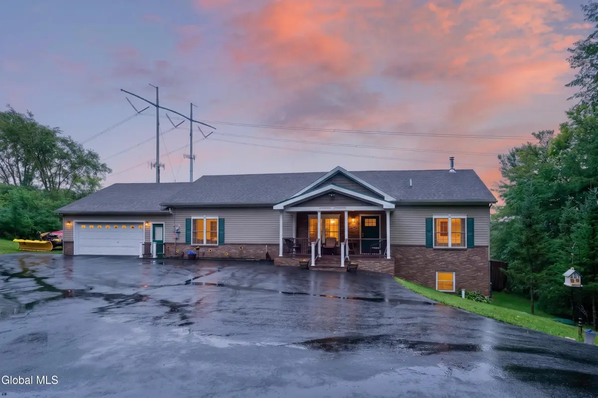 6373 Hawes Road, Guilderland, NY 12009 - #1