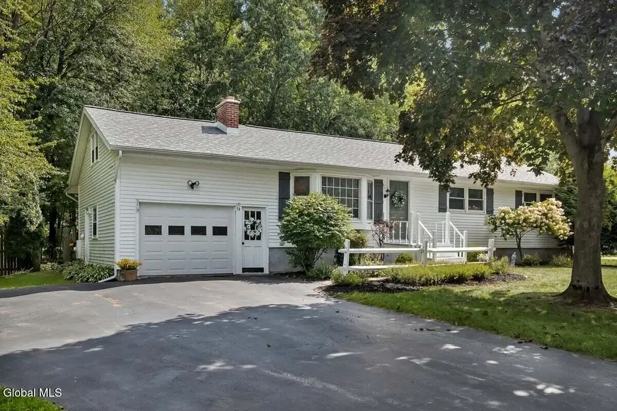 54 Patroon Place, Ballston Lake, NY 12019 - #3