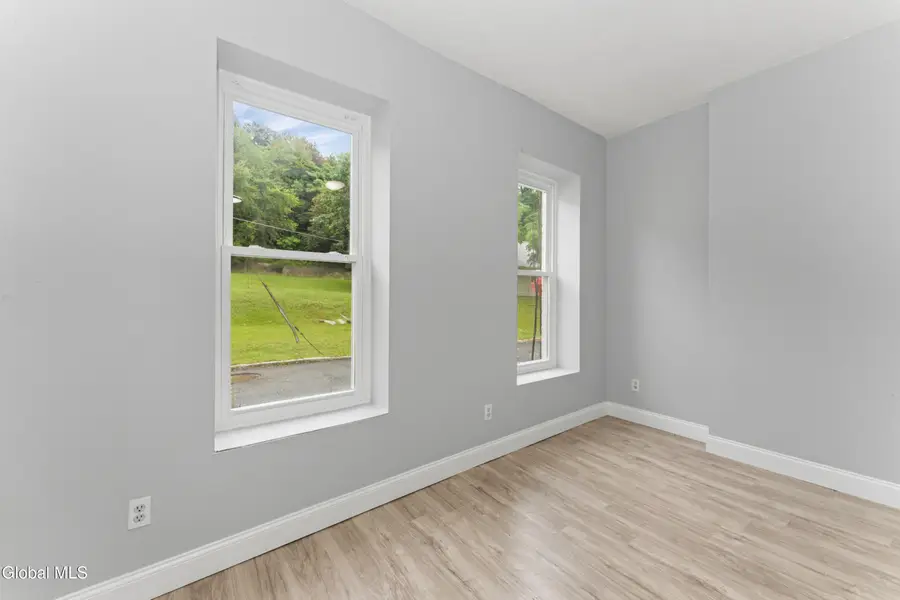 6 St Marys Avenue, Troy, NY 12180 - #3