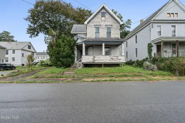 4 4th Street, Amsterdam, NY 12010