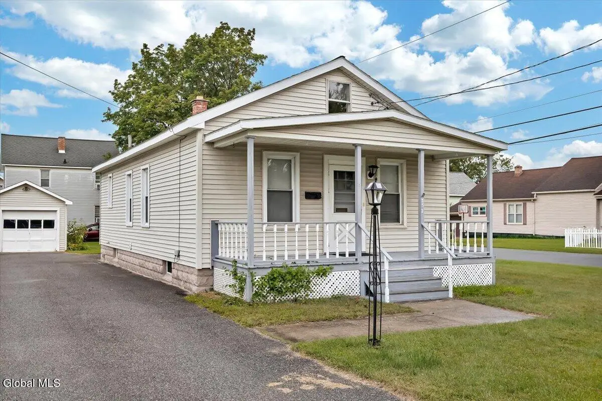 352 Melrose Street, Rotterdam, NY 12306 - #1
