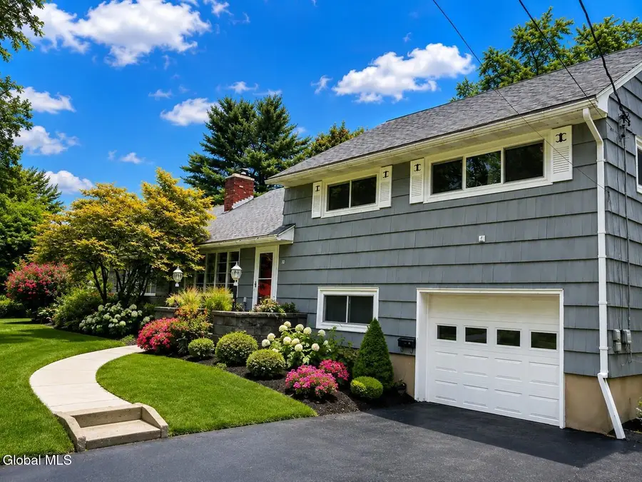 10 Eastland Avenue, Gloversville, NY 12078 - #2