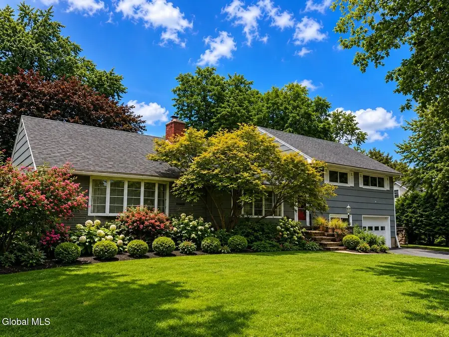 10 Eastland Avenue, Gloversville, NY 12078 - #3