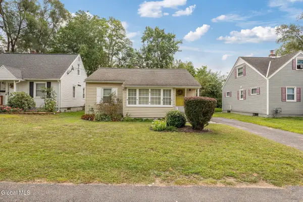 11 Fuller Terrace, Colonie, NY 12205