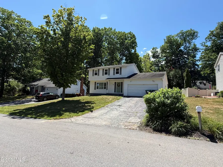 11 Wampum Drive, Saratoga Springs, NY 12866 - #2
