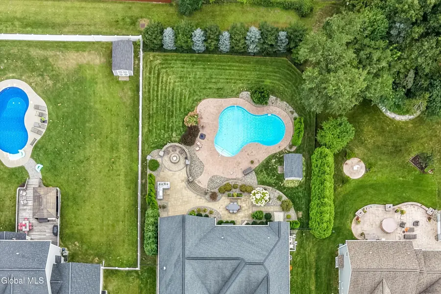 6 Isabel Court, Colonie, NY 12205 - #3
