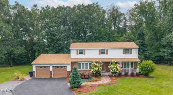 8 Colonial Court, Clifton Park, NY 12019