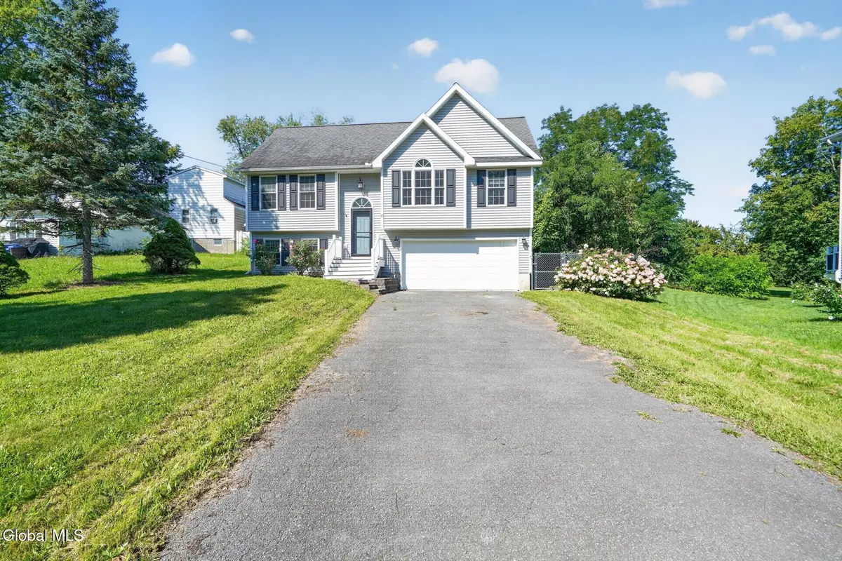 15 St Claire Avenue, Hampton Manor, NY 12144 - #1