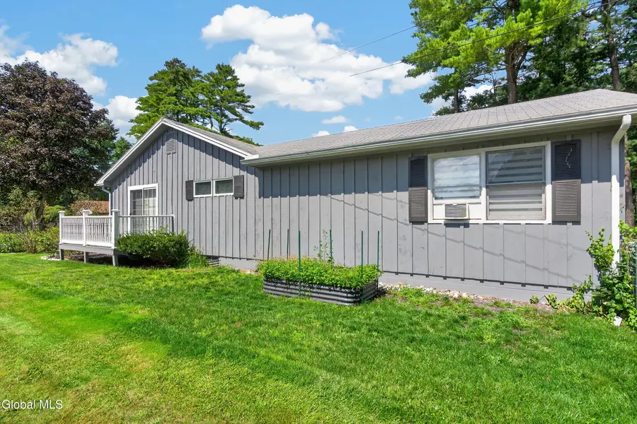 17 Crownwood Lane, Queensbury, NY 12804 - #3