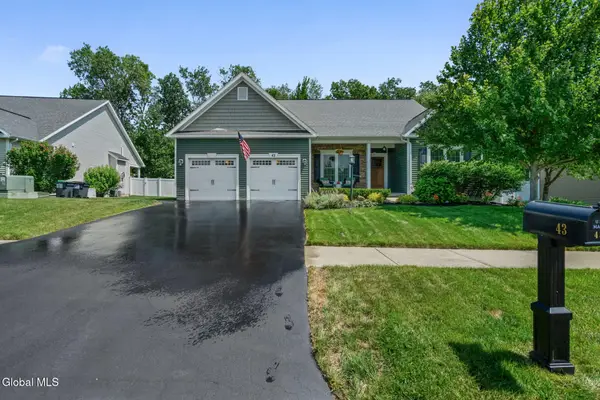 43 Maiden Circle, Ballston Spa, NY 12020