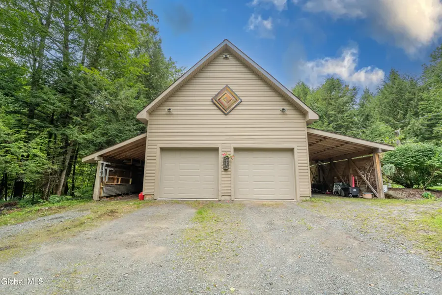 379 N Shore Road, Gloversville, NY 12078 - #3