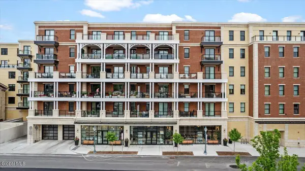19 Washington Street #APT 565, Saratoga Springs, NY 12866