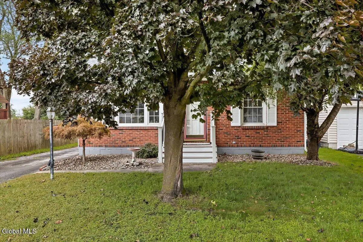 3285 Franklin Street, Rotterdam, NY 12306 - #1