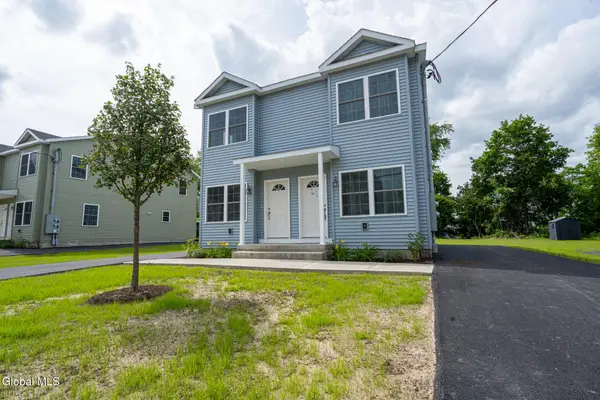 559 Summit Avenue, Schenectady, NY 12307