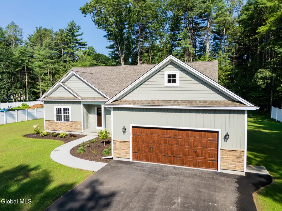 23 Mountainview Terrace, Queensbury, NY 12845 - #2