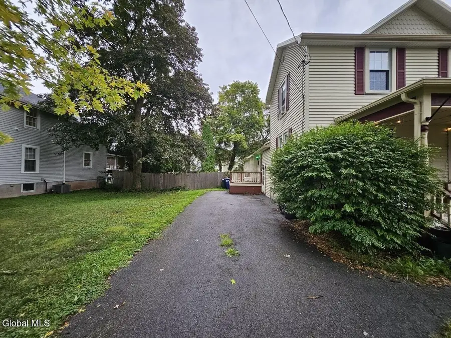 529 Tilden Street, Oneida, NY 13421 - #3