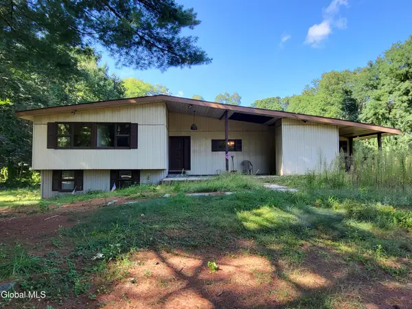 639 Mac Elroy Road, Clifton Park, NY 12019
