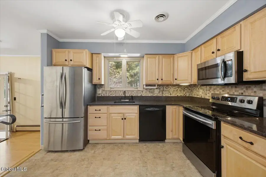 14 Crownwood Lane, Queensbury, NY 12804 - #3