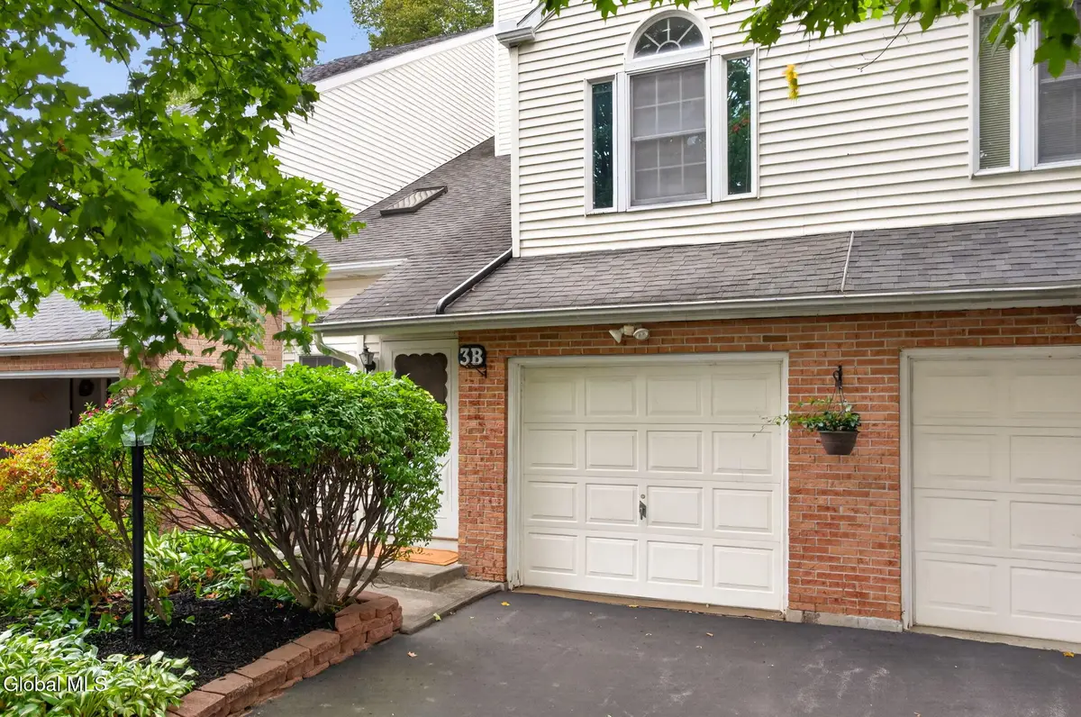 3B Tupelo Drive, Halfmoon, NY 12065 - #1