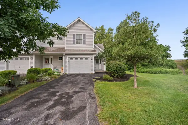 40 Cobblestone Court, Rotterdam, NY 12306