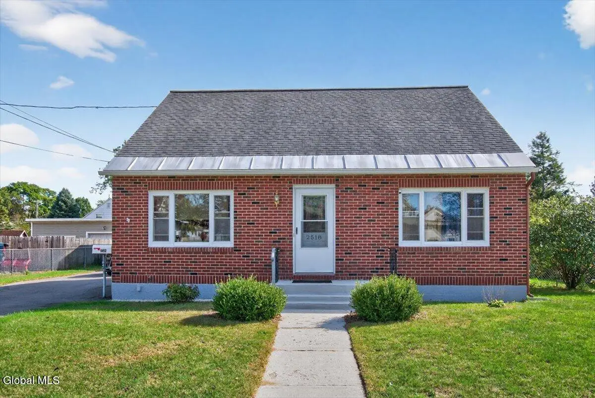 2518 Van Dyke Avenue, Rotterdam, NY 12306 - #1
