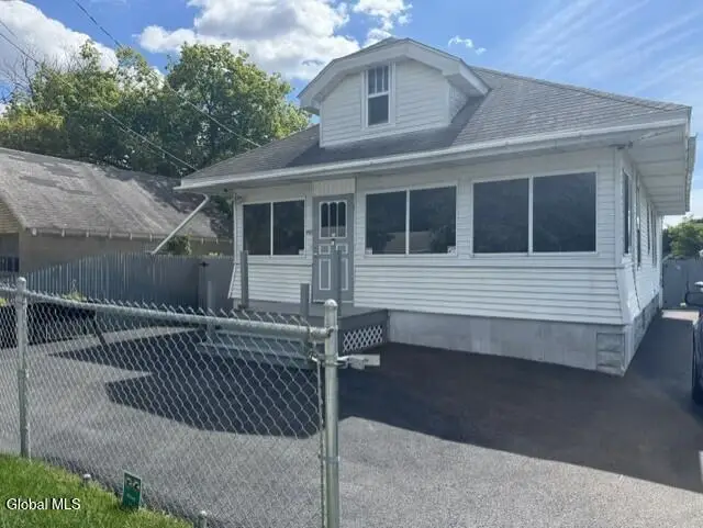 526 Hudson Street, Schenectady, NY 12308 - #2