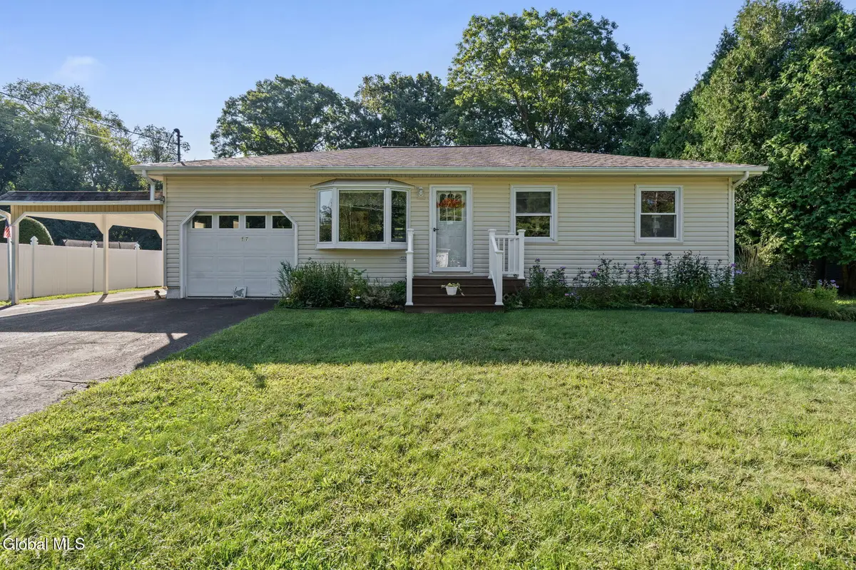 17 Dawn Drive, Glenville, NY 12302 - #1