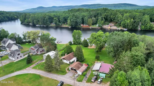 15 Hayes Drive, Lake Luzerne, NY 12846