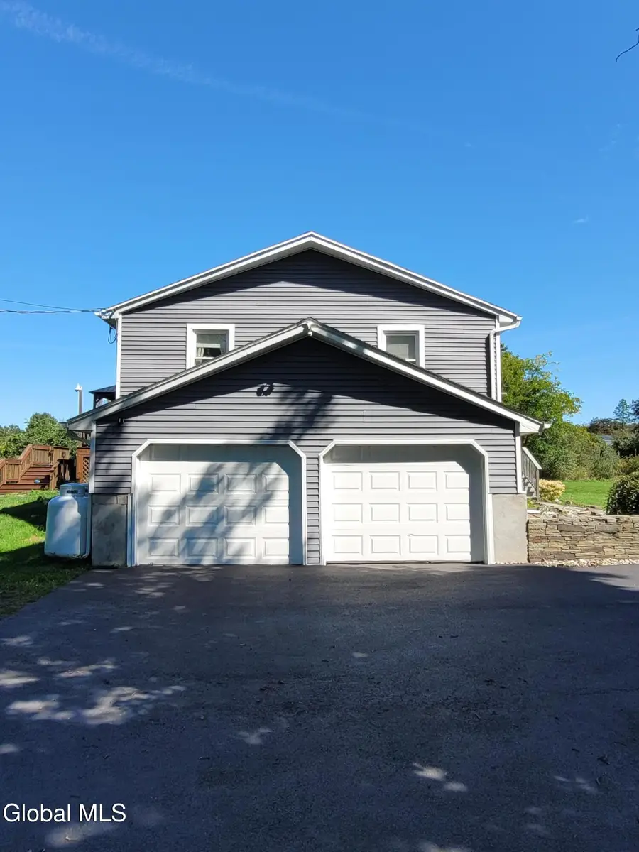 123 Highland Road, Greenville, NY 12083 - #3