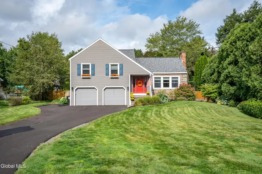 945 Mohegan Road, Niskayuna, NY 12309 - #2