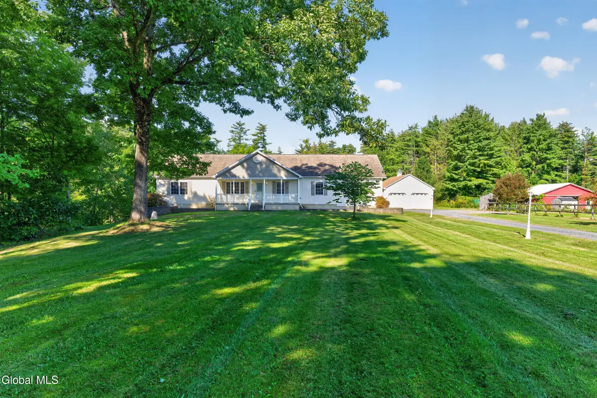 5 Den Besten Way, Schodack, NY 12033 - #1