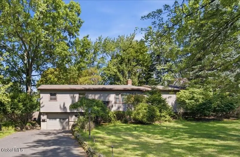 10 Kaine Drive, Guilderland, NY 12203 - #1