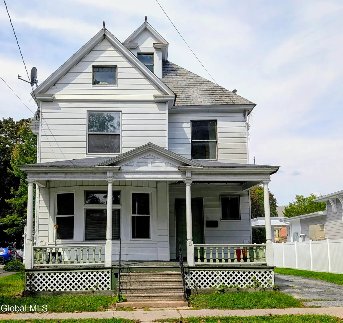 5 Bacon Street, Glens Falls, NY 12801 - #1