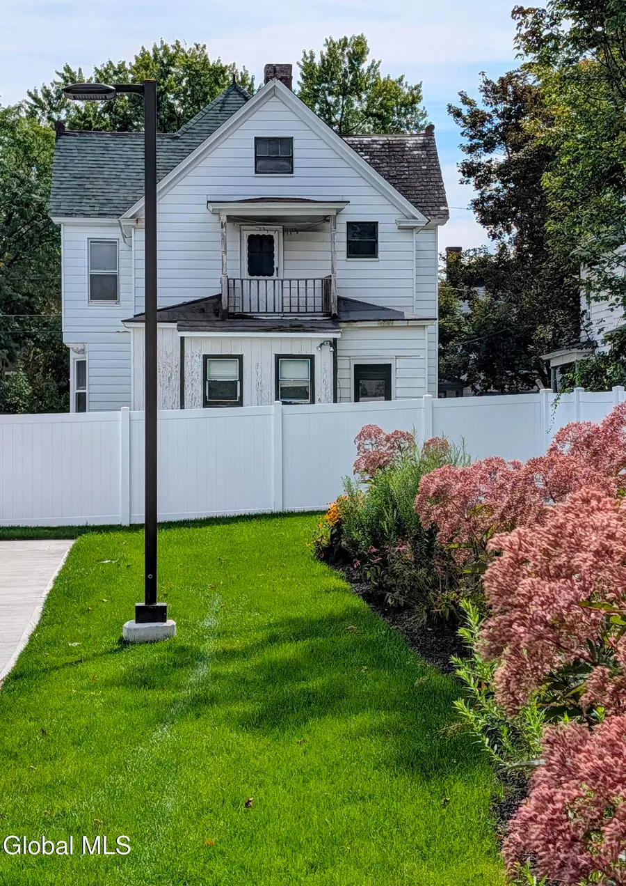 5 Bacon Street, Glens Falls, NY 12801 - #2