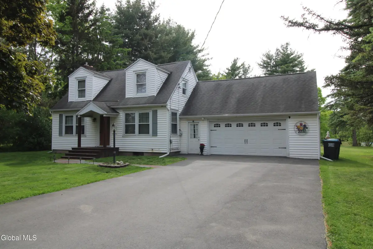 197 Conqua Lane, Rotterdam, NY 12306 - #1