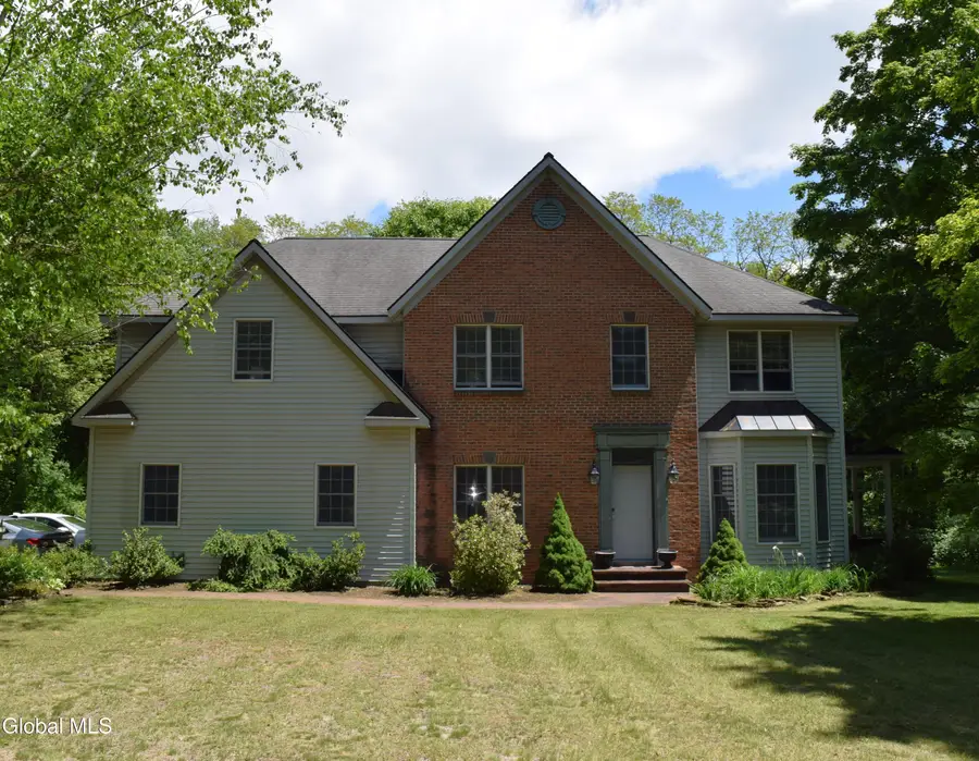 5 King James Court, Saratoga Springs, NY 12866 - #2