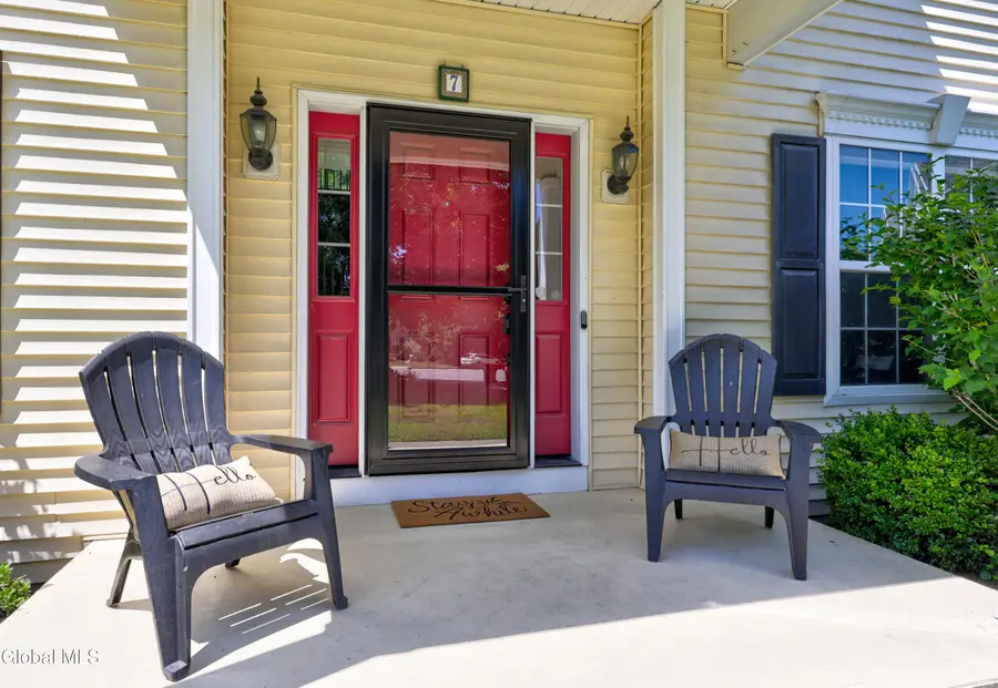 7 Emerald Lane, Saratoga Springs, NY 12866 - #2