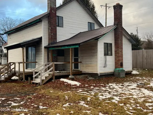 3186 Plank Road, Moriah, NY 12956