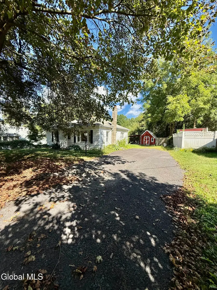 125 Dunsbach Ferry Road, Colonie, NY 12047 - #3