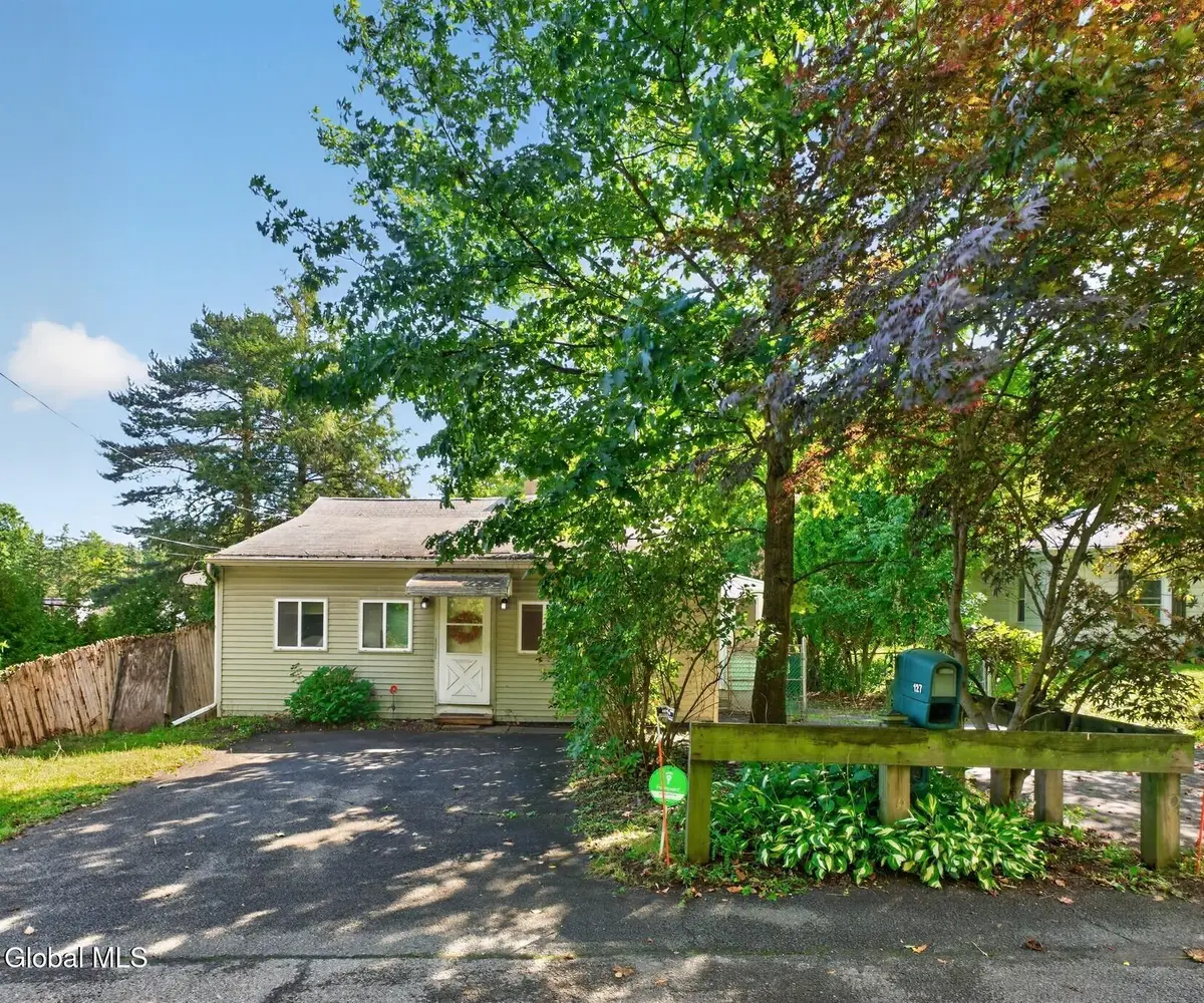 127 Dunsbach Ferry Road, Colonie, NY 12047 - #1