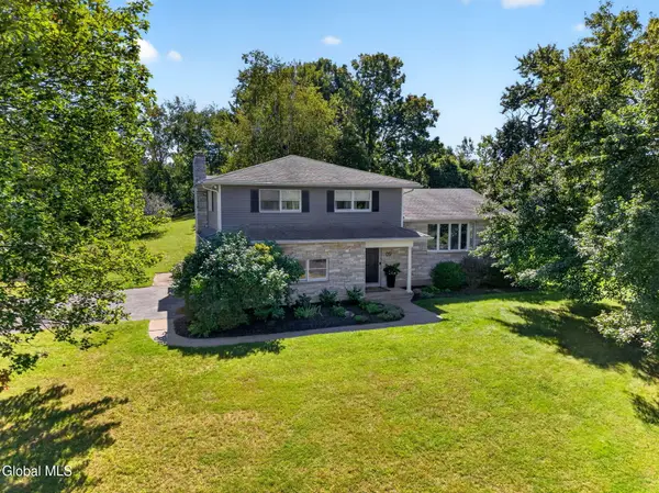 9 Valente Drive, North Greenbush, NY 12198