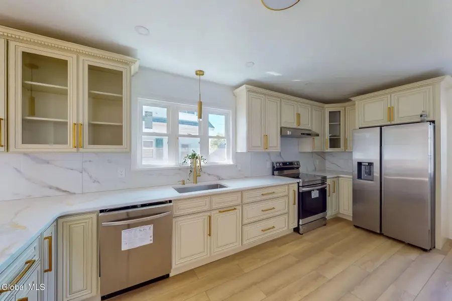 450 Eleanor Street, Schenectady, NY 12306 - #3