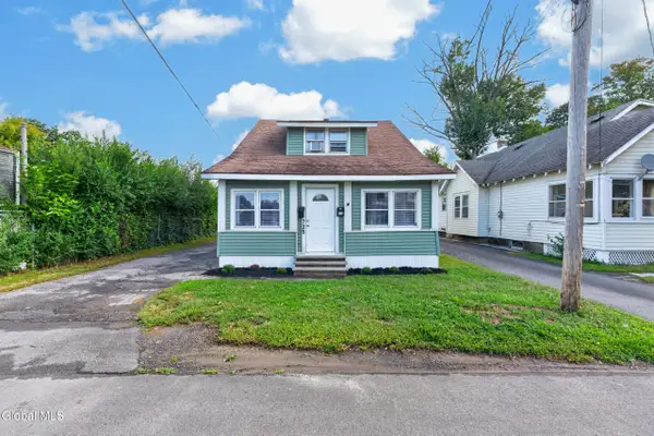 725 Curry Road, Rotterdam, NY 12306