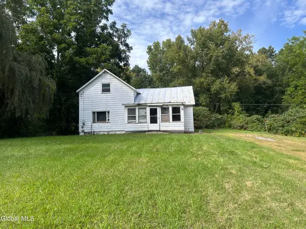 130 Round Lake Road, Ballston, NY 12019