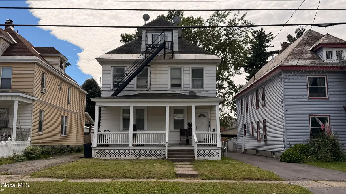 1562 Rugby Road, Schenectady, NY 12308 - #1
