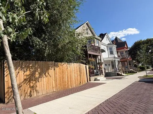 150 5th Avenue, Troy, NY 12180 - #3